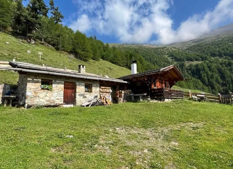 Almhütte